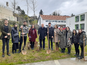 8 Mart Dünya Kadınlar Günü Fidan Dikimi 