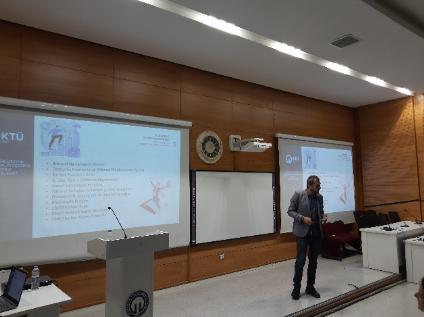 Edebiyat Fakültesi Rus Dili ve Edebiyatı Bölümü Öğrencilerine Özgeçmiş Hazırlama Teknikleri Eğitimi Verildi