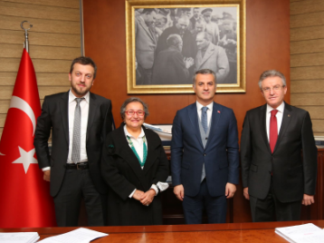 Doğu Karadeniz Kariyer Fuarı (DOKKAF22) Kapsamında Yomra Belediyesi  Ziyaret Edildi.