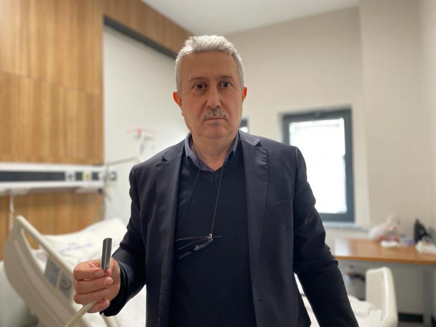 Avni Kayıkçı